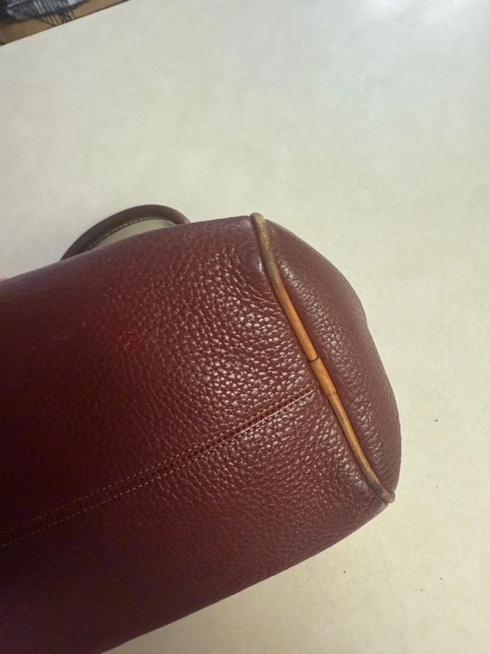 Dooney & Bourke Burgundy Pebble Leather Satchel with Tan Trim VINTAGE β¦οΈπΈπΌπ― - Picture 5 of 14